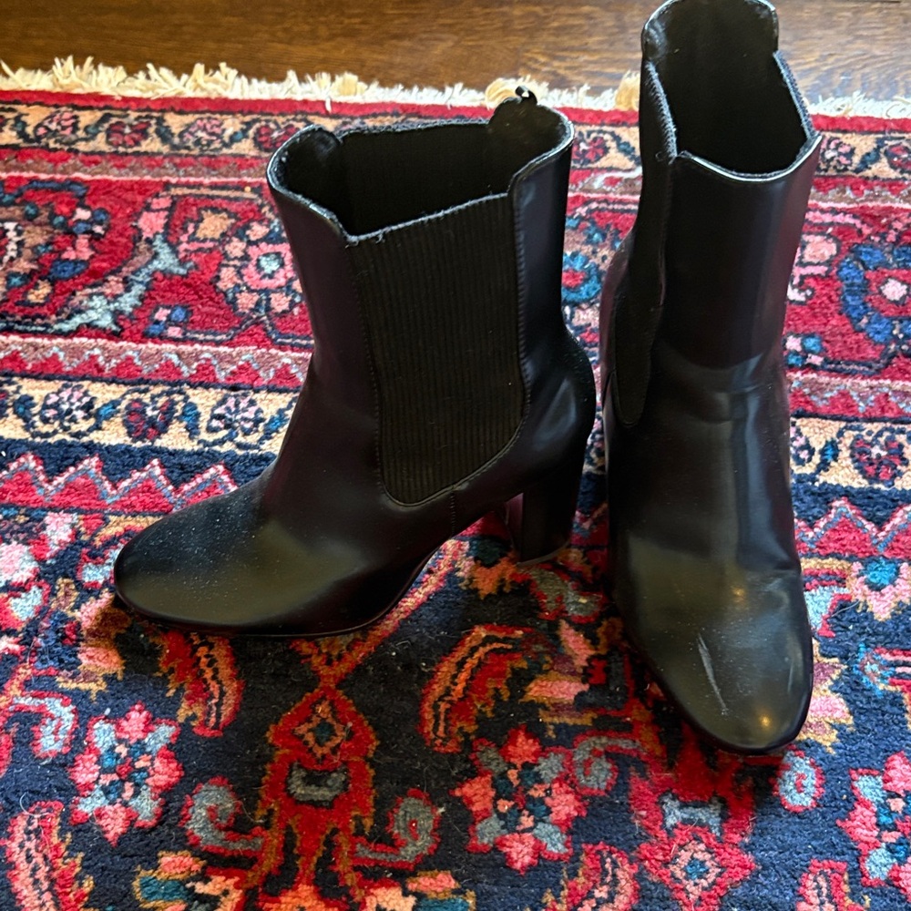 H&M Glossy Black Heeled Boots - Picture 2 of 3